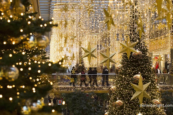 den_trang_tri_noel