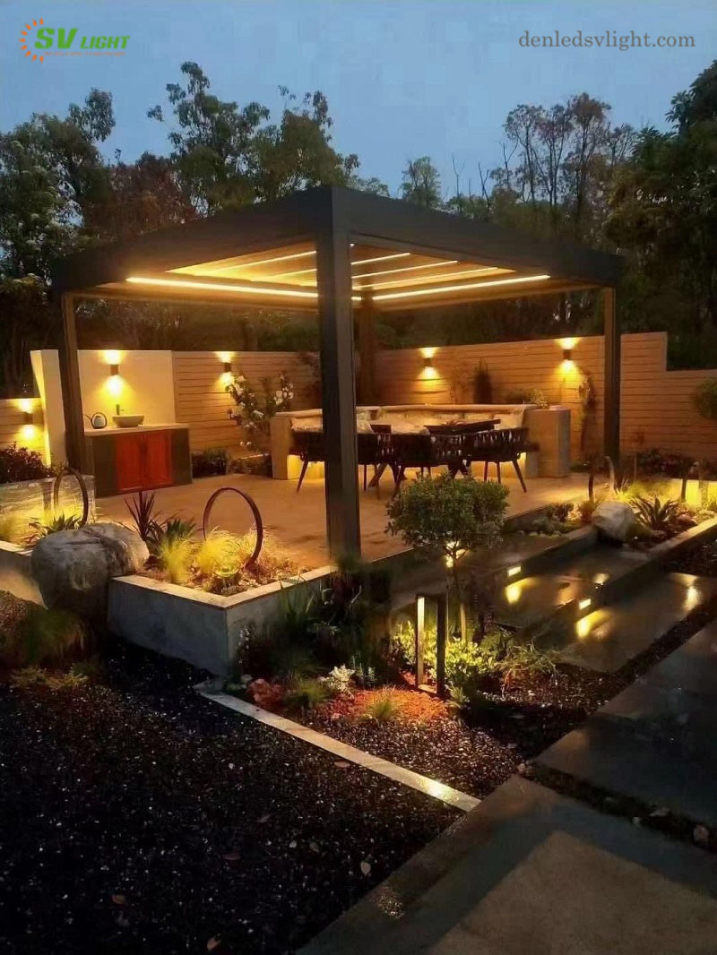 SVlight cung cấp thiết bị chiếu s&aacute;ng ngoại thất biệt thự 4